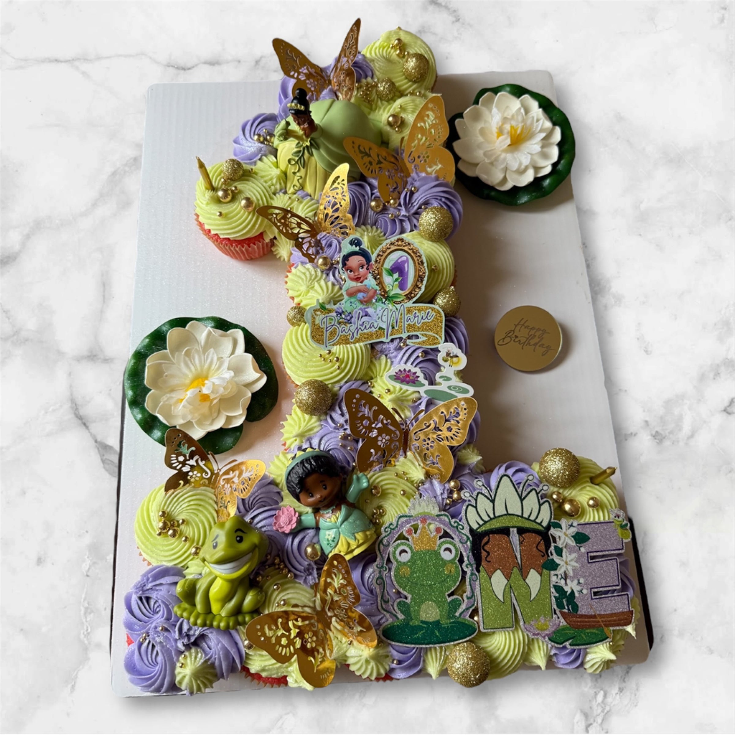 Signature Cupcake Cake | Cash Bash Cupcakes -The Ashley Experience